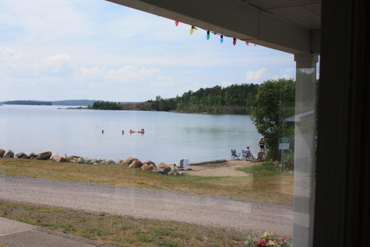 Carolyn Beach Inn Thessalon Zewnętrze zdjęcie
