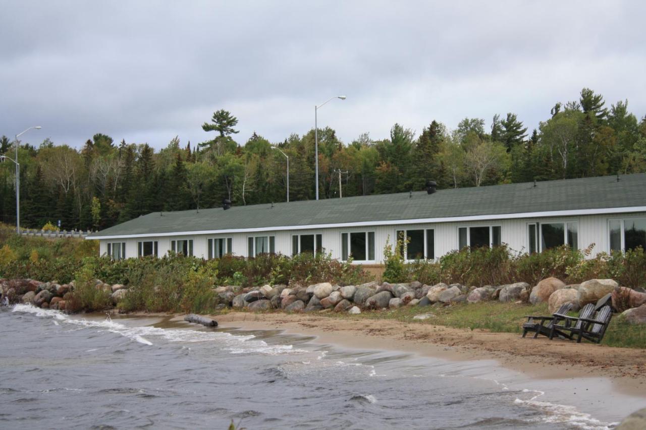 Carolyn Beach Inn Thessalon Zewnętrze zdjęcie