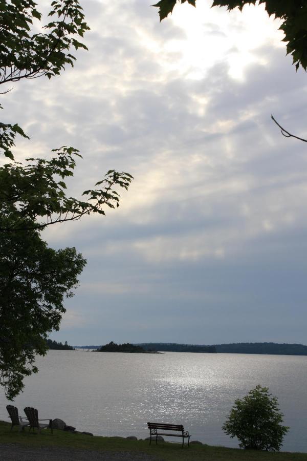 Carolyn Beach Inn Thessalon Zewnętrze zdjęcie
